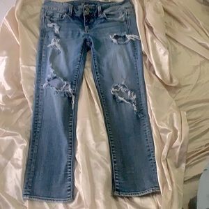 American Eagle distressed stretch jeans